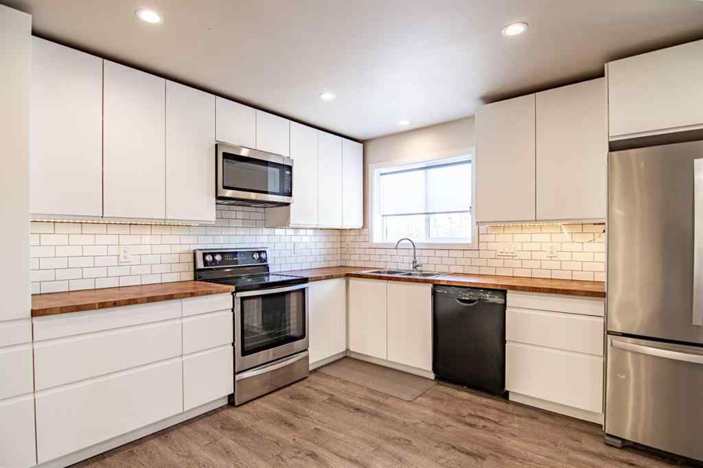 MLS® A2251928 - 20076 Township Road 370   in NONE Rural Stettler No. 6, County of, Agri-Business