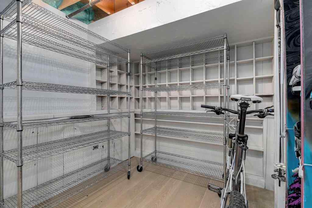 MLS® A2251935 - 48 Brabourne Rise SW in Braeside Calgary, Residential