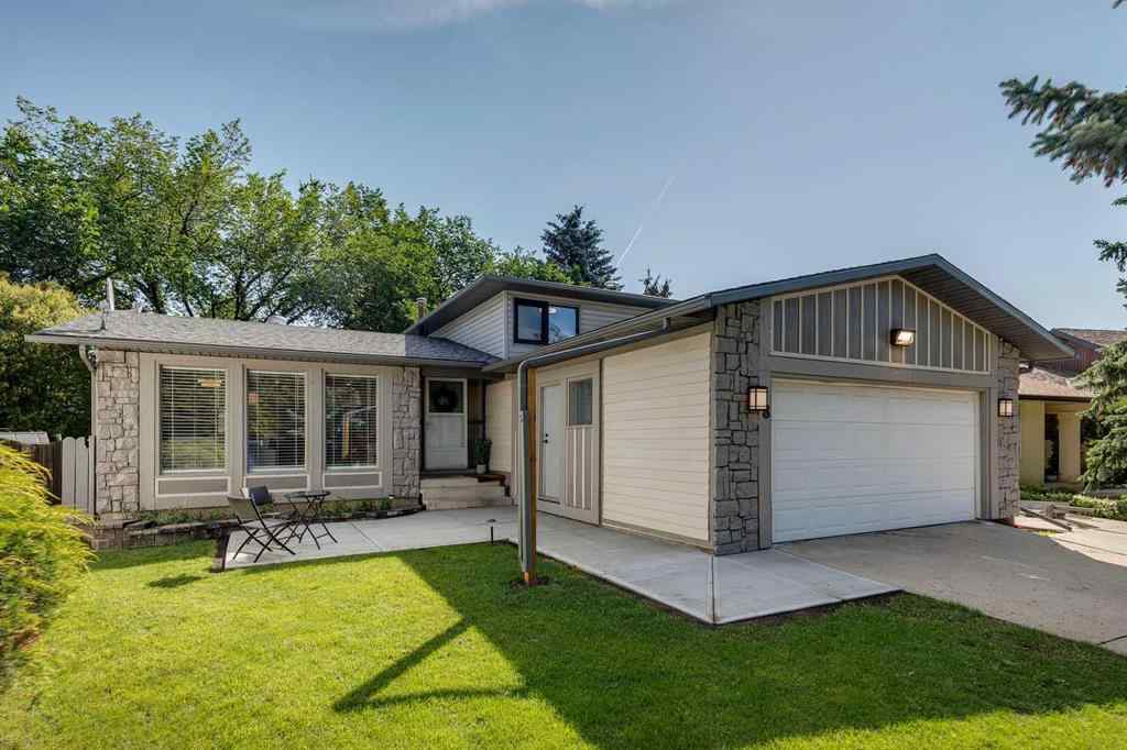 MLS® A2251935 - 48 Brabourne Rise SW in Braeside Calgary, Residential