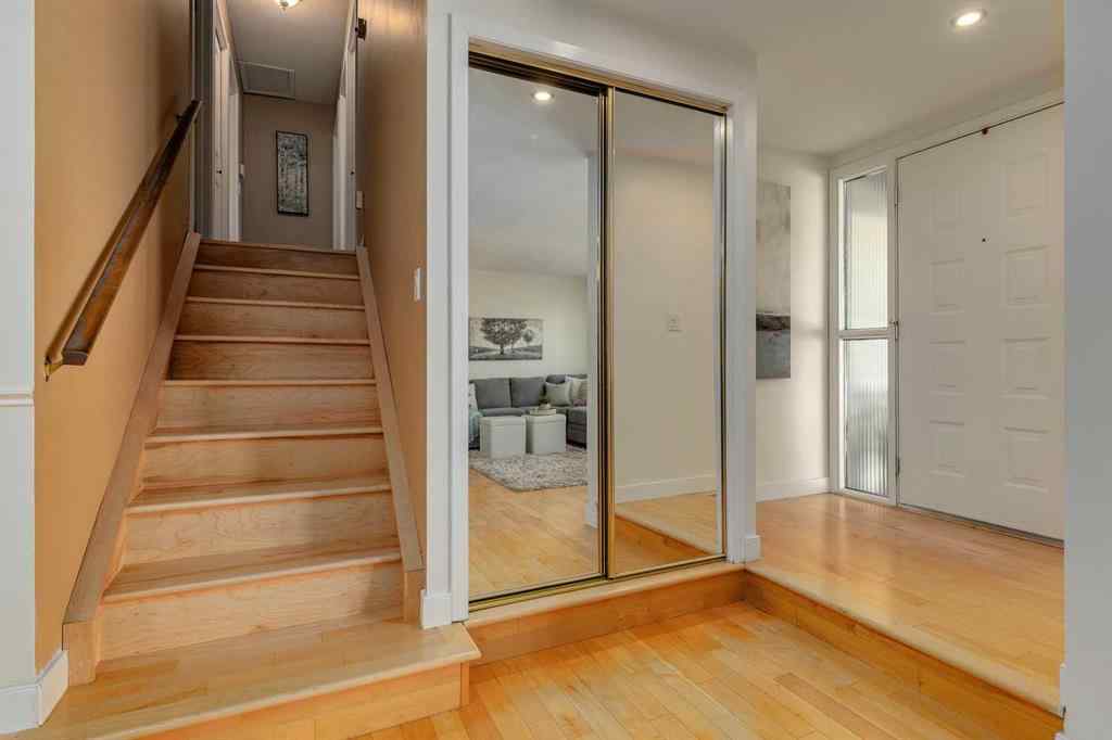 MLS® A2251935 - 48 Brabourne Rise SW in Braeside Calgary, Residential