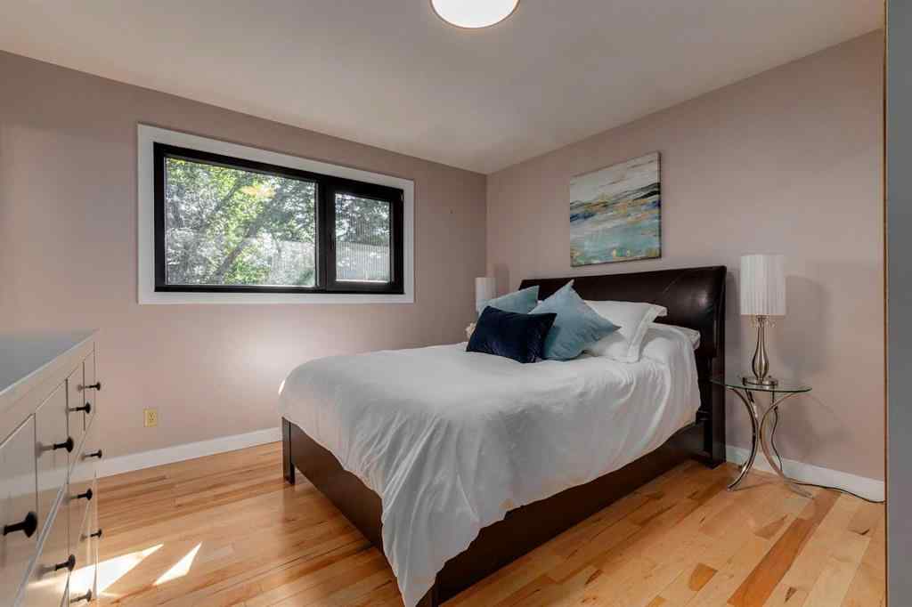 MLS® A2251935 - 48 Brabourne Rise SW in Braeside Calgary, Residential