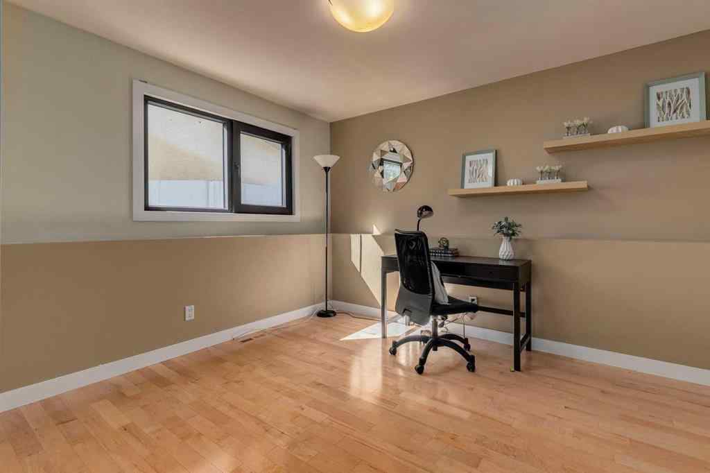 MLS® A2251935 - 48 Brabourne Rise SW in Braeside Calgary, Residential