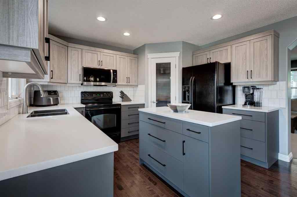MLS® A2251939 - 395 Prestwick Close SE in McKenzie Towne Calgary, Residential