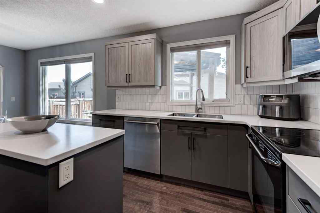 MLS® A2251939 - 395 Prestwick Close SE in McKenzie Towne Calgary, Residential