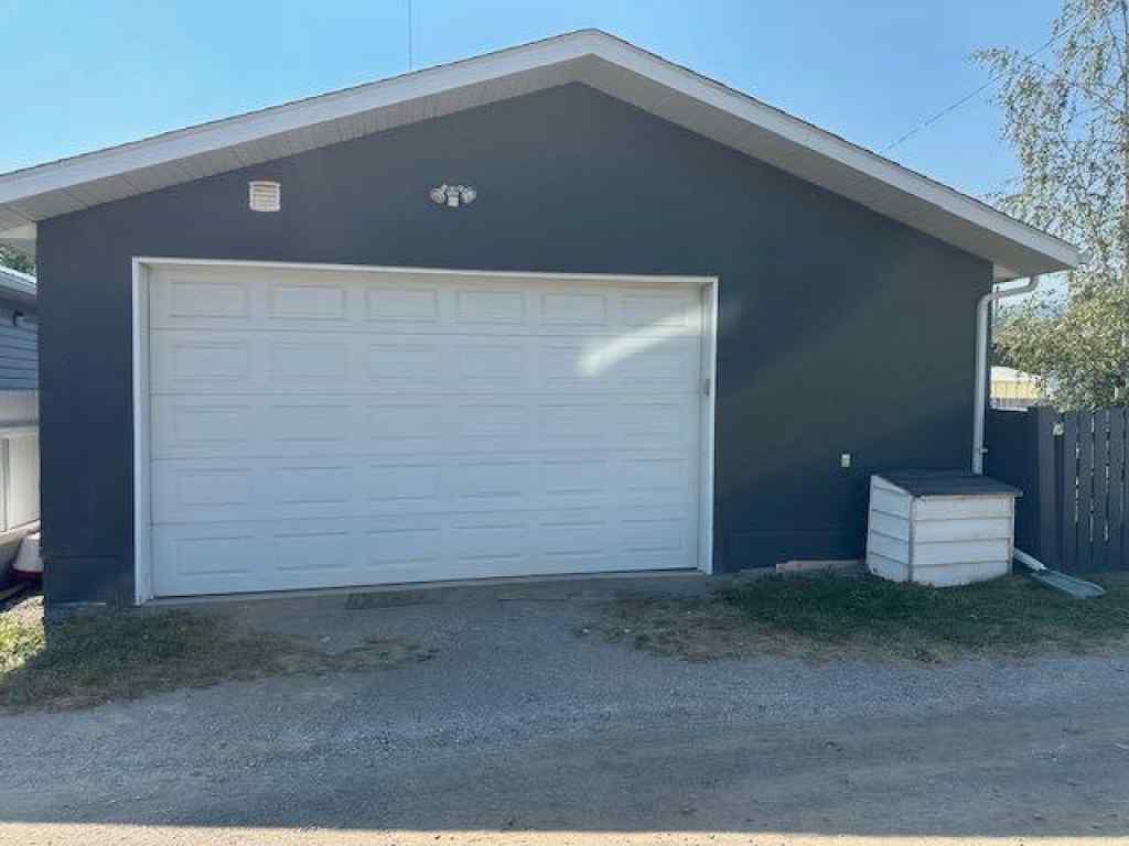 MLS® A2251940 - 11945 21 Avenue  in NONE Blairmore, Residential