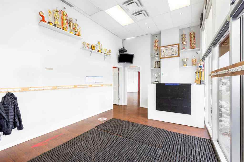 MLS® A2251950 - Unit #128 3670 63 Avenue NE in Westwinds Calgary, Commercial