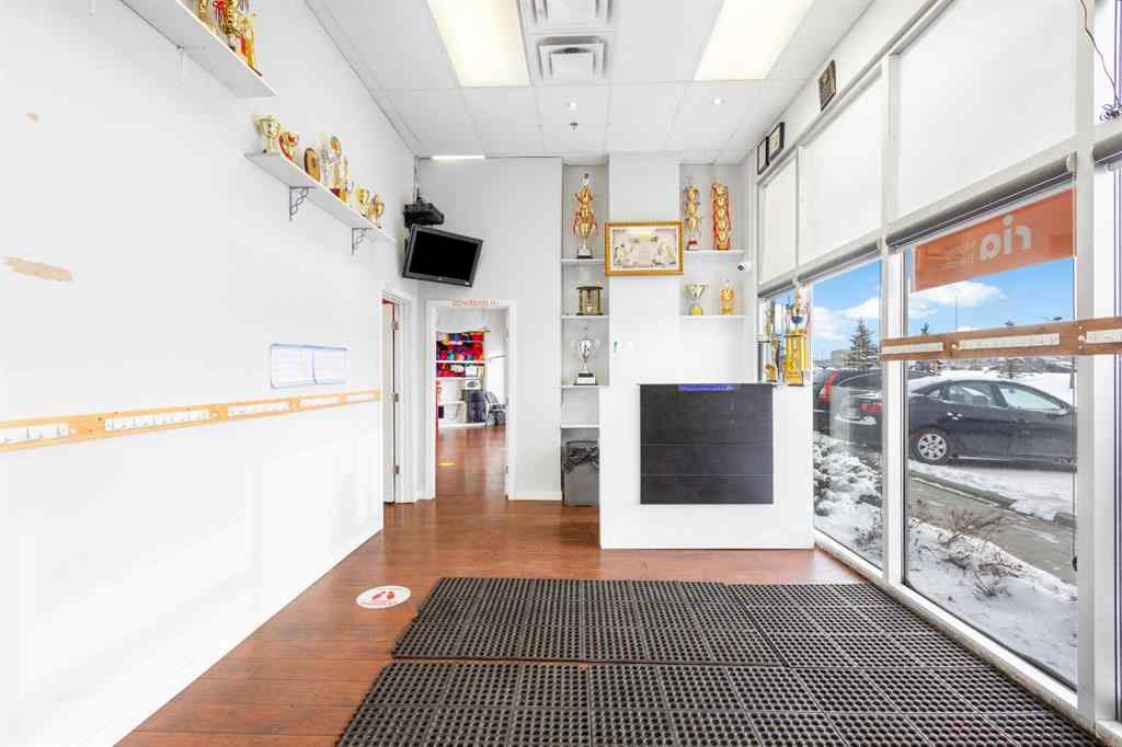 MLS® A2251950 - Unit #128 3670 63 Avenue NE in Westwinds Calgary, Commercial