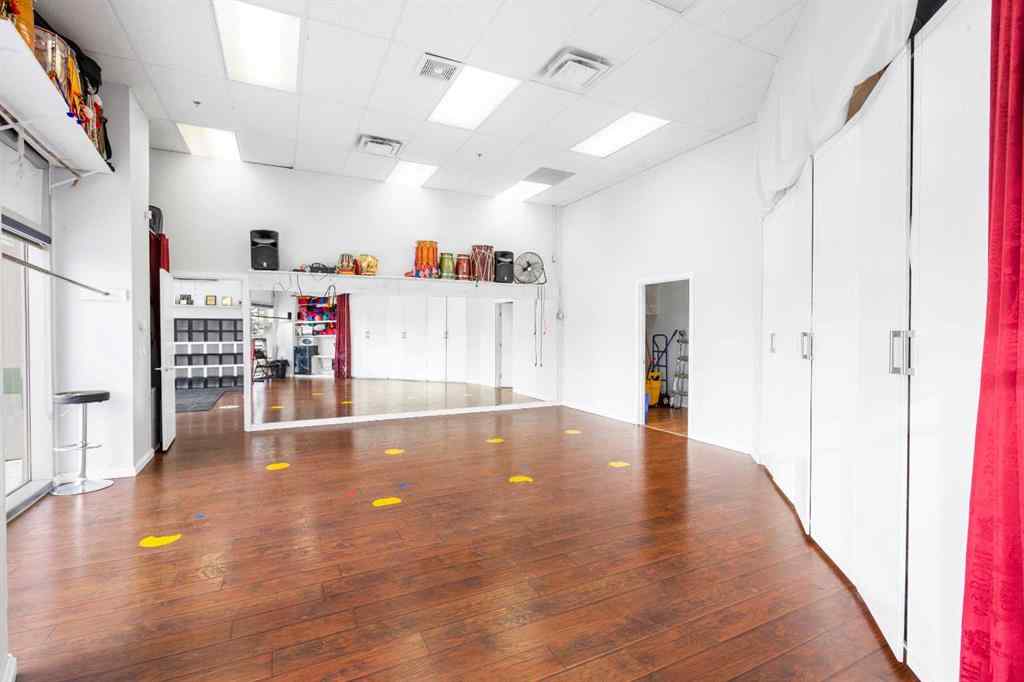 MLS® A2251950 - Unit #128 3670 63 Avenue NE in Westwinds Calgary, Commercial