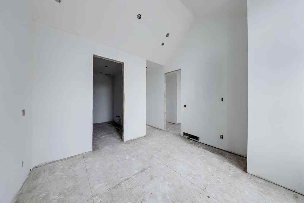 MLS® A2251951 - 417 22 Avenue NW in Mount Pleasant Calgary, Residential