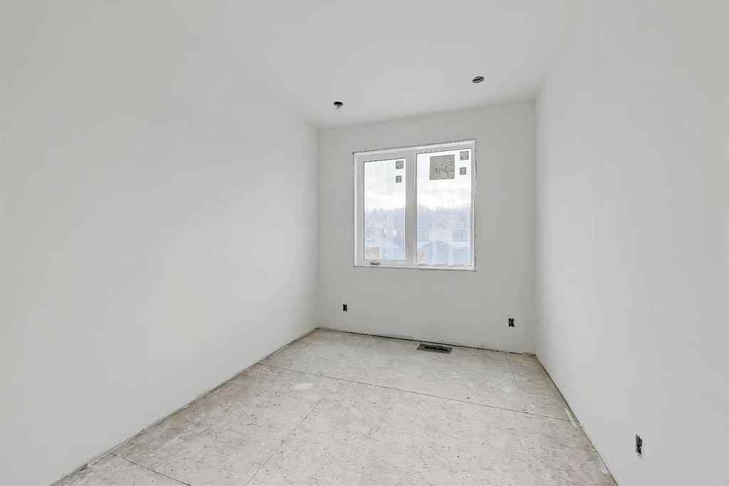 MLS® A2251951 - 417 22 Avenue NW in Mount Pleasant Calgary, Residential