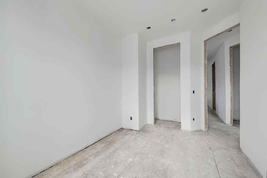 MLS® A2251951 - 417 22 Avenue NW in Mount Pleasant Calgary, Residential