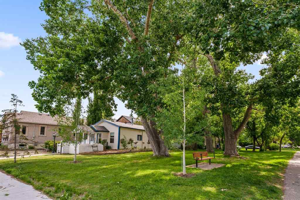 MLS® A2251959 - 703 14A Street SE in Inglewood Calgary, Residential