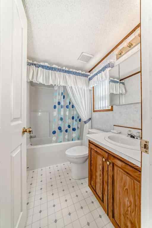 MLS® A2251962 - 131 Ranchwood Lane   in The Ranch_Strathmore Strathmore, Mobile