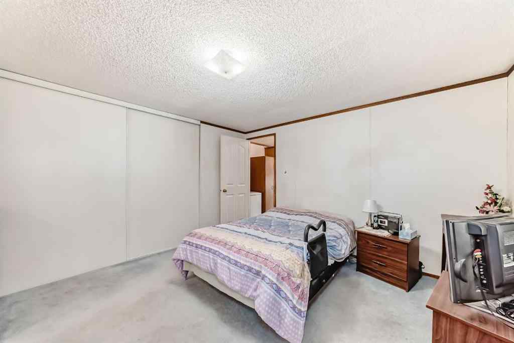 MLS® A2251962 - 131 Ranchwood Lane   in The Ranch_Strathmore Strathmore, Mobile