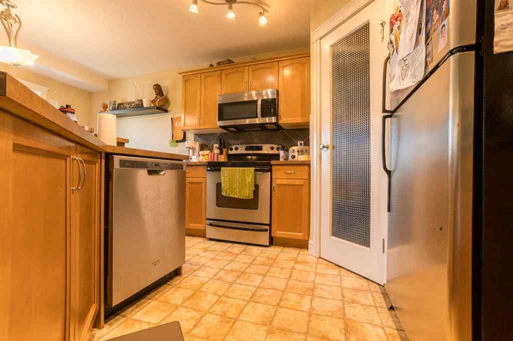 MLS® A2251966 - 9038 131 Avenue  in Lakeland Grande Prairie, Residential