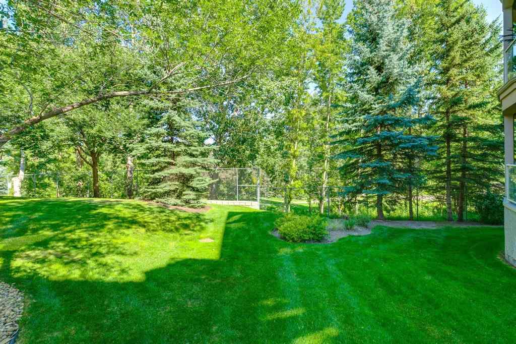 MLS® A2251970 - Unit #304 10 Hemlock Crescent SW in Spruce Cliff Calgary, Residential