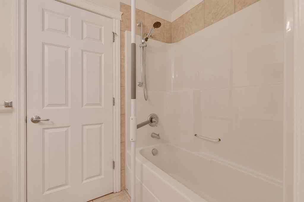 MLS® A2251970 - Unit #304 10 Hemlock Crescent SW in Spruce Cliff Calgary, Residential