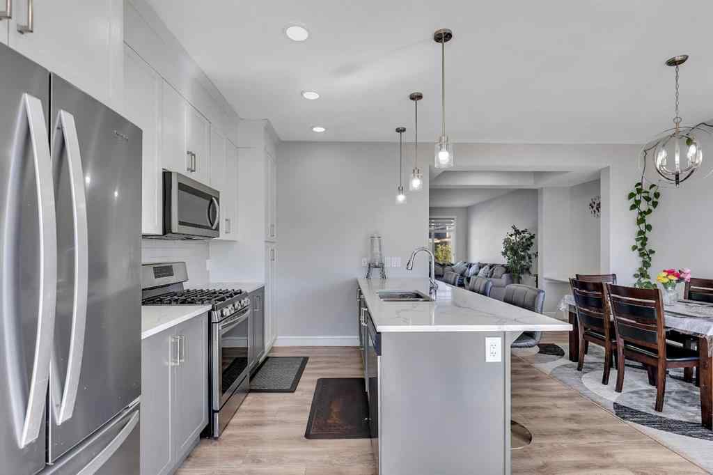 MLS® A2251975 - 41 Sunrise Heights  in Sunset Ridge Cochrane, Residential