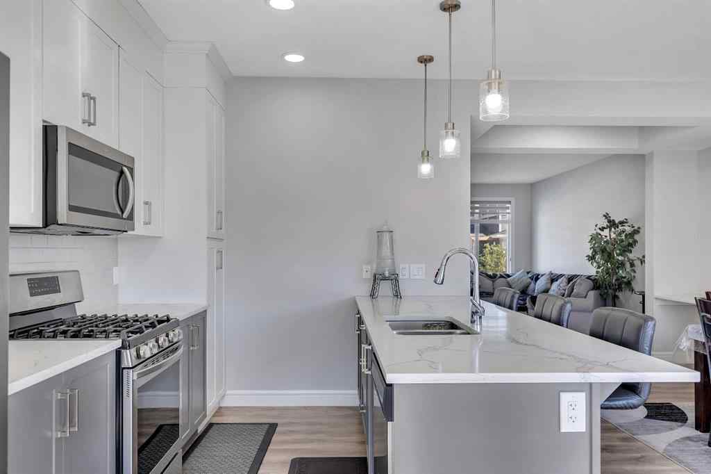 MLS® A2251975 - 41 Sunrise Heights  in Sunset Ridge Cochrane, Residential