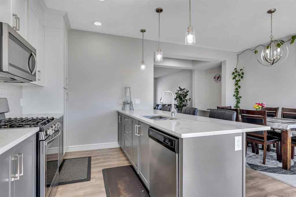 MLS® A2251975 - 41 Sunrise Heights  in Sunset Ridge Cochrane, Residential