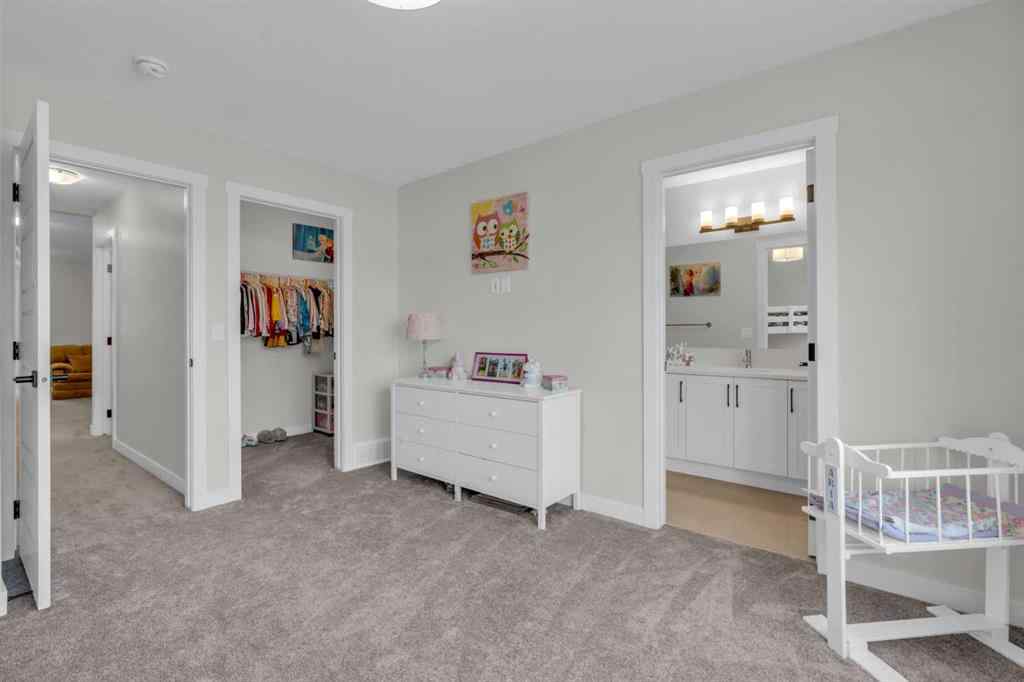 MLS® A2251979 - 35 Versant View SW in Alpine Park Calgary, Residential