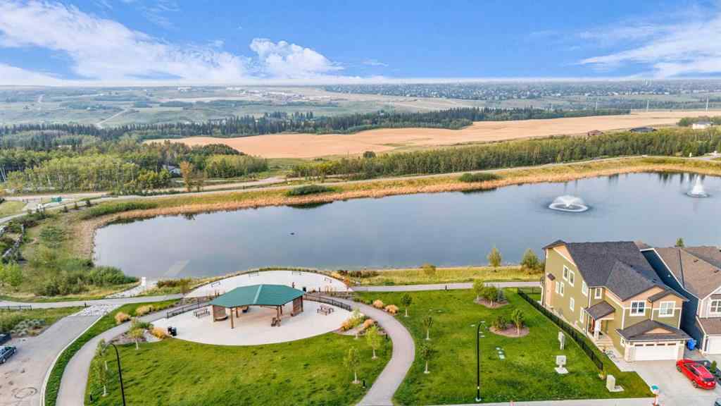 MLS® A2251979 - 35 Versant View SW in Alpine Park Calgary, Residential
