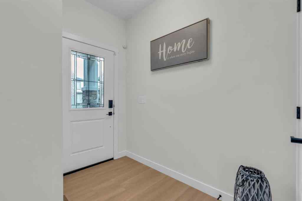 MLS® A2251979 - 35 Versant View SW in Alpine Park Calgary, Residential