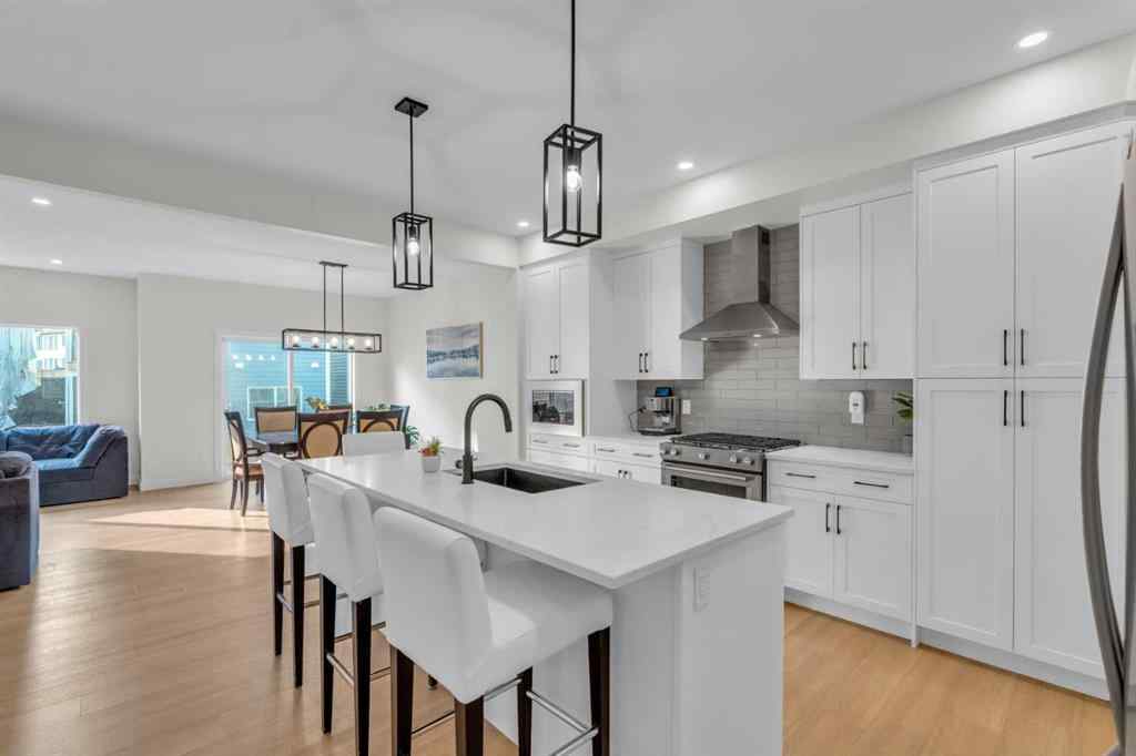 MLS® A2251979 - 35 Versant View SW in Alpine Park Calgary, Residential