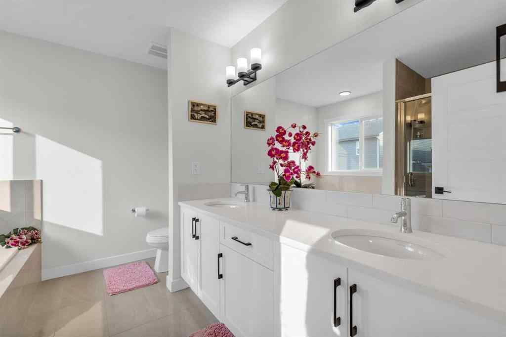 MLS® A2251979 - 35 Versant View SW in Alpine Park Calgary, Residential