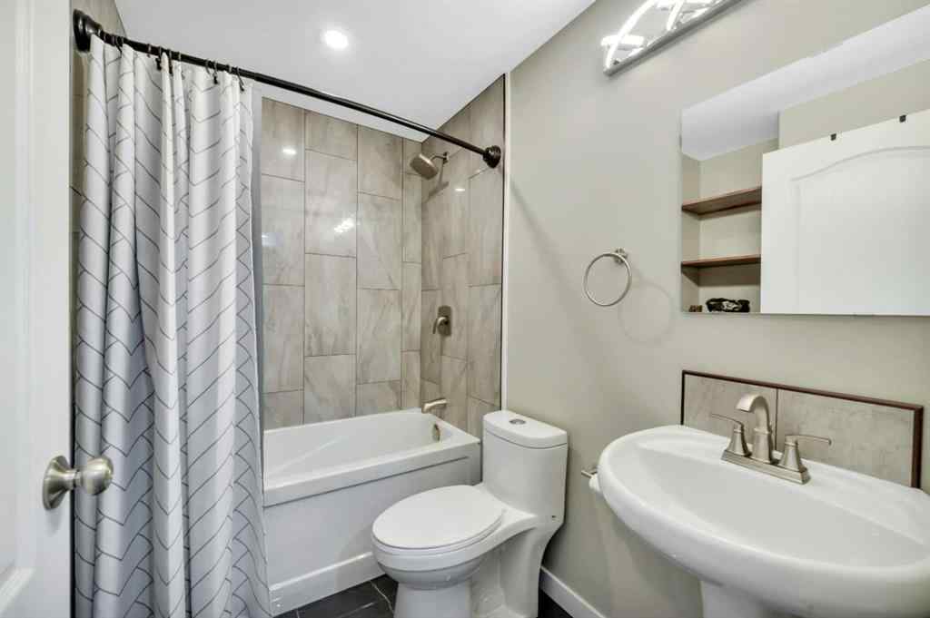 MLS® A2251982 - 166 Asmundsen Avenue  in Anders South Red Deer, Residential