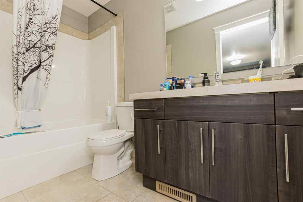 MLS® A2251985 - 11334 105 Avenue  in Westgate Grande Prairie, Residential