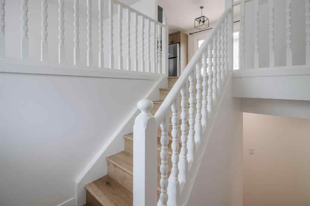 MLS® A2251986 - 23 Trent Road W in Varsity Village Lethbridge, Residential