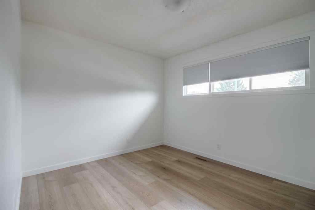 MLS® A2251986 - 23 Trent Road W in Varsity Village Lethbridge, Residential
