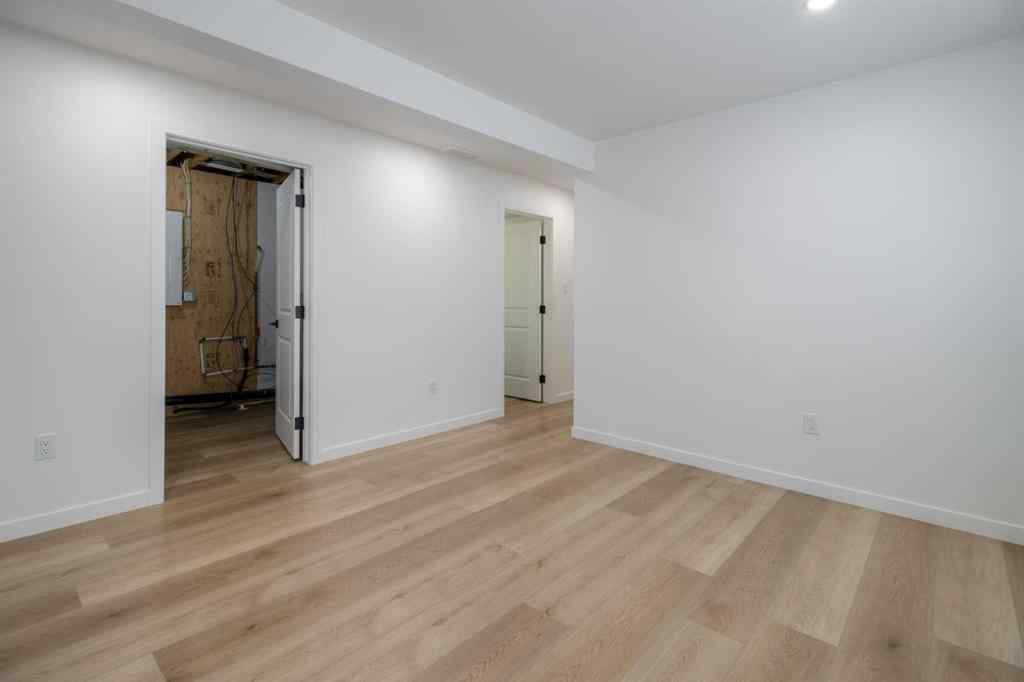 MLS® A2251986 - 23 Trent Road W in Varsity Village Lethbridge, Residential