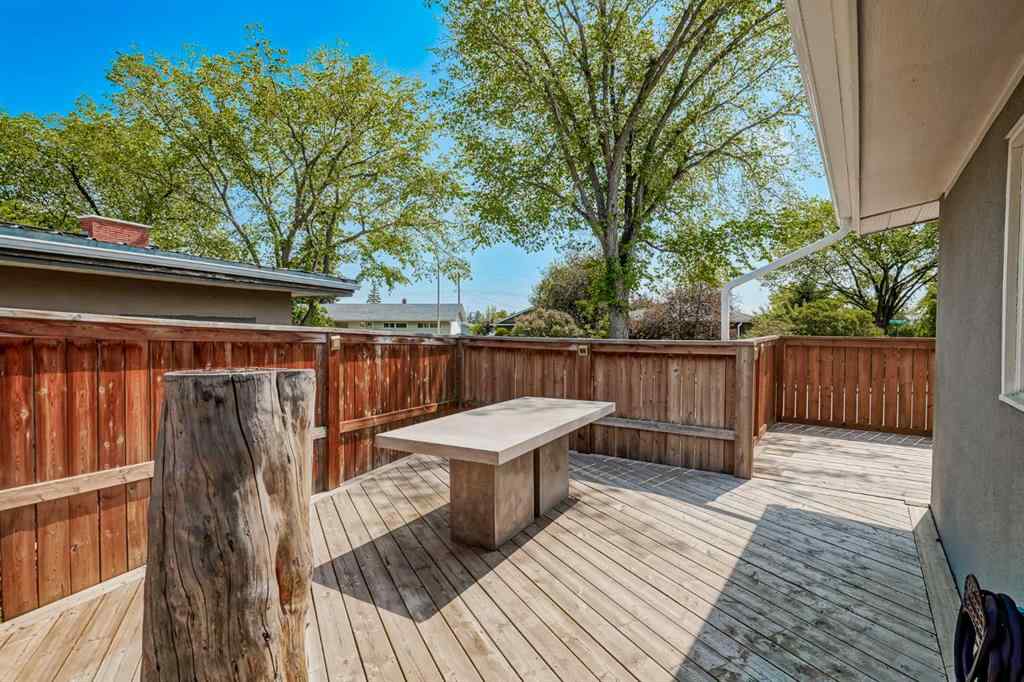 MLS® A2251987 - 5519 Buckthorn Road NW in Thorncliffe Calgary, Residential