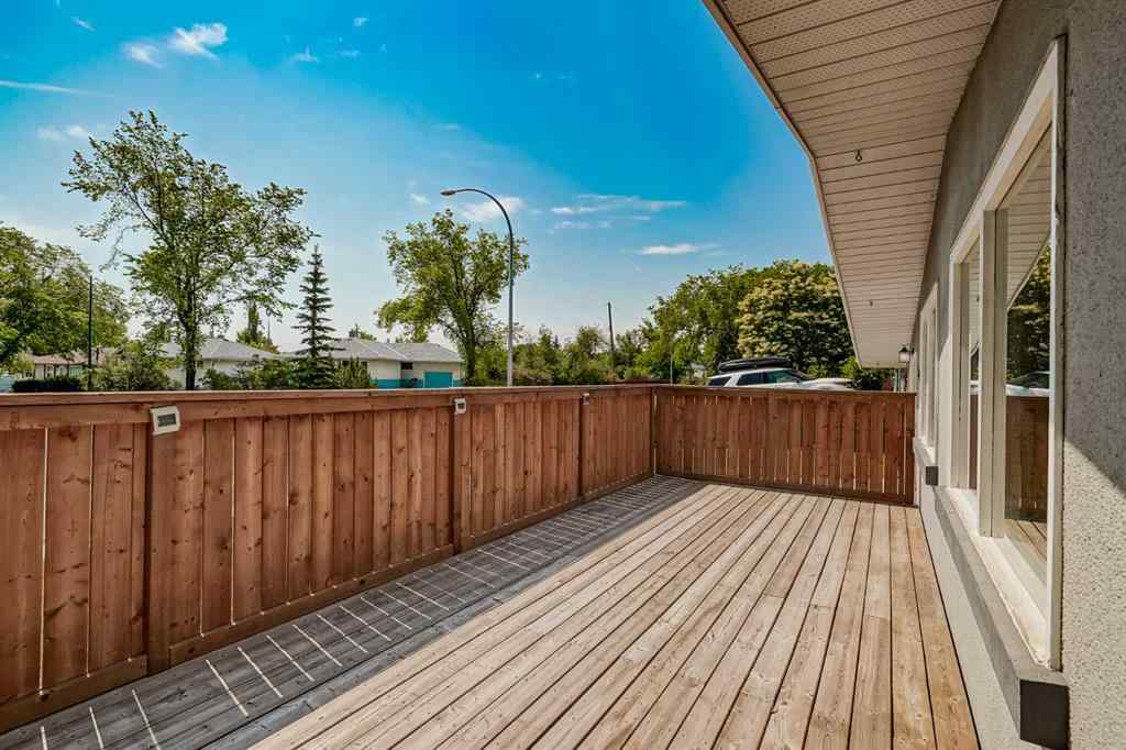 MLS® A2251987 - 5519 Buckthorn Road NW in Thorncliffe Calgary, Residential