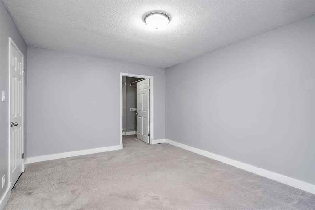 MLS® A2251987 - 5519 Buckthorn Road NW in Thorncliffe Calgary, Residential