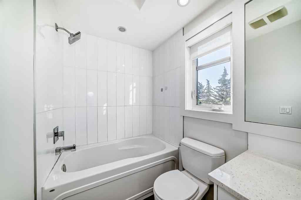 MLS® A2251989 - 1812 47 Street NW in Montgomery Calgary, Residential