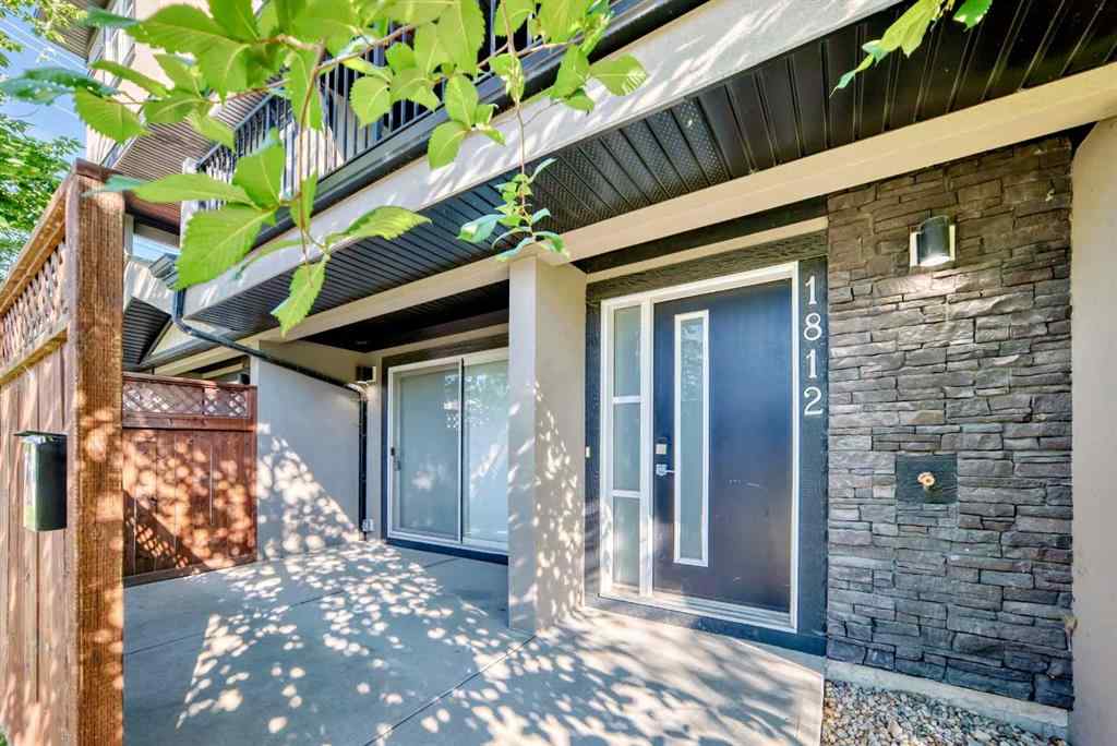 MLS® A2251989 - 1812 47 Street NW in Montgomery Calgary, Residential