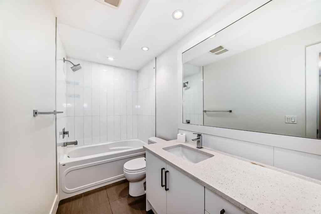 MLS® A2251989 - 1812 47 Street NW in Montgomery Calgary, Residential