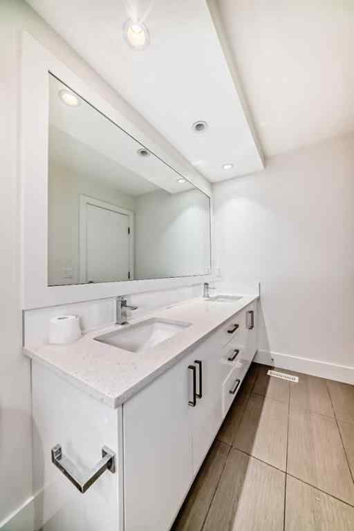 MLS® A2251989 - 1812 47 Street NW in Montgomery Calgary, Residential