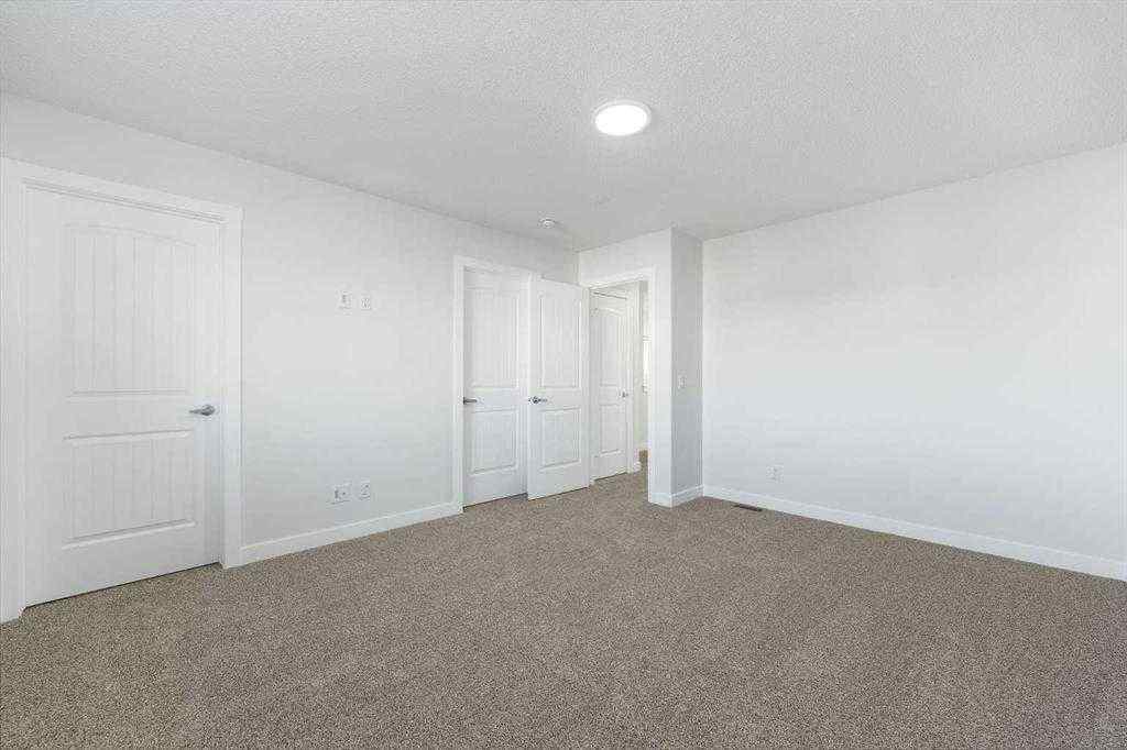 MLS® A2251990 - 526 Wolf Willow Boulevard SE in Wolf Willow Calgary, Residential