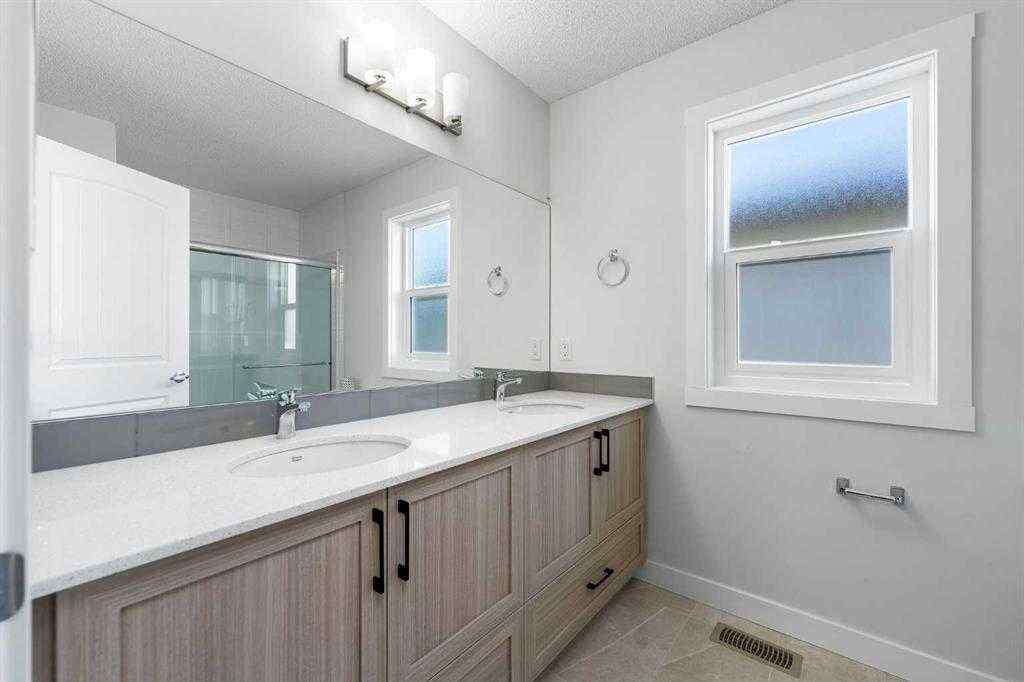 MLS® A2251990 - 526 Wolf Willow Boulevard SE in Wolf Willow Calgary, Residential