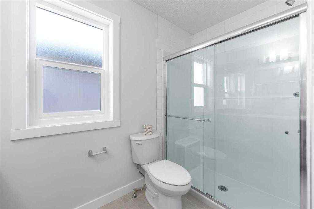 MLS® A2251990 - 526 Wolf Willow Boulevard SE in Wolf Willow Calgary, Residential