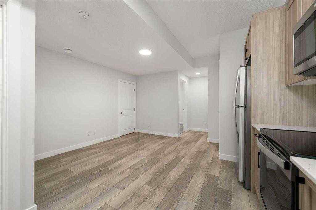 MLS® A2251990 - 526 Wolf Willow Boulevard SE in Wolf Willow Calgary, Residential