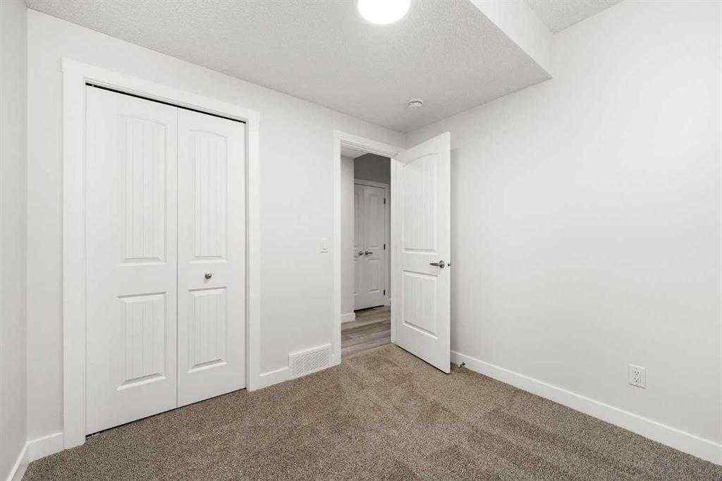 MLS® A2251990 - 526 Wolf Willow Boulevard SE in Wolf Willow Calgary, Residential