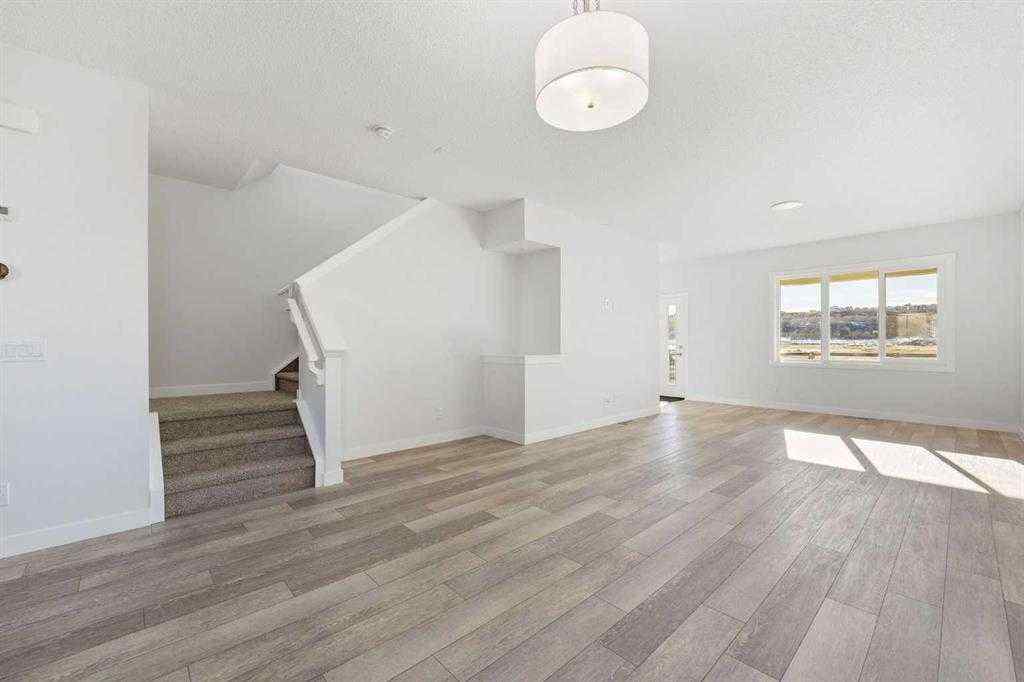 MLS® A2251990 - 526 Wolf Willow Boulevard SE in Wolf Willow Calgary, Residential
