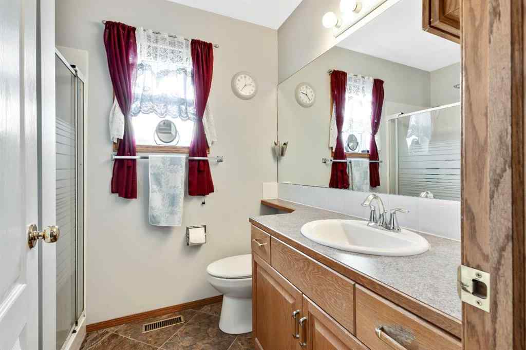 MLS® A2251992 - 701 19 Street SE in Sunshine Meadow High River, Residential
