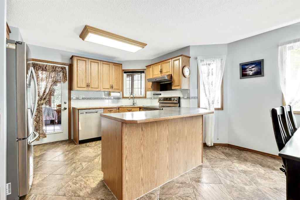 MLS® A2251992 - 701 19 Street SE in Sunshine Meadow High River, Residential