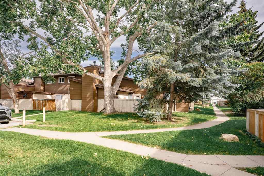 MLS® A2251999 - Unit #223 5404 10 Avenue SE in Penbrooke Meadows Calgary, Residential